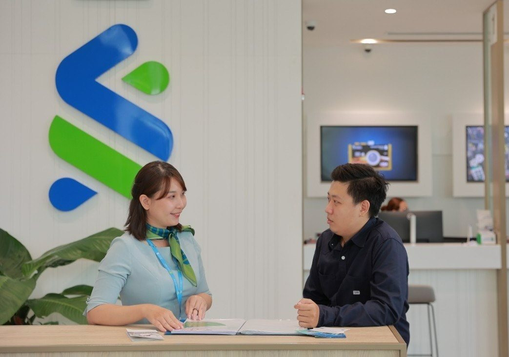 standard-chartered-vn-recognised-for-excellence-in-fund-administration-and-custody-services-by-the-asset..jpg