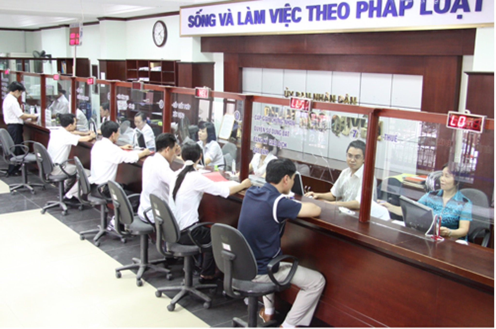 thu-tuc-hanh-chinh.jpg