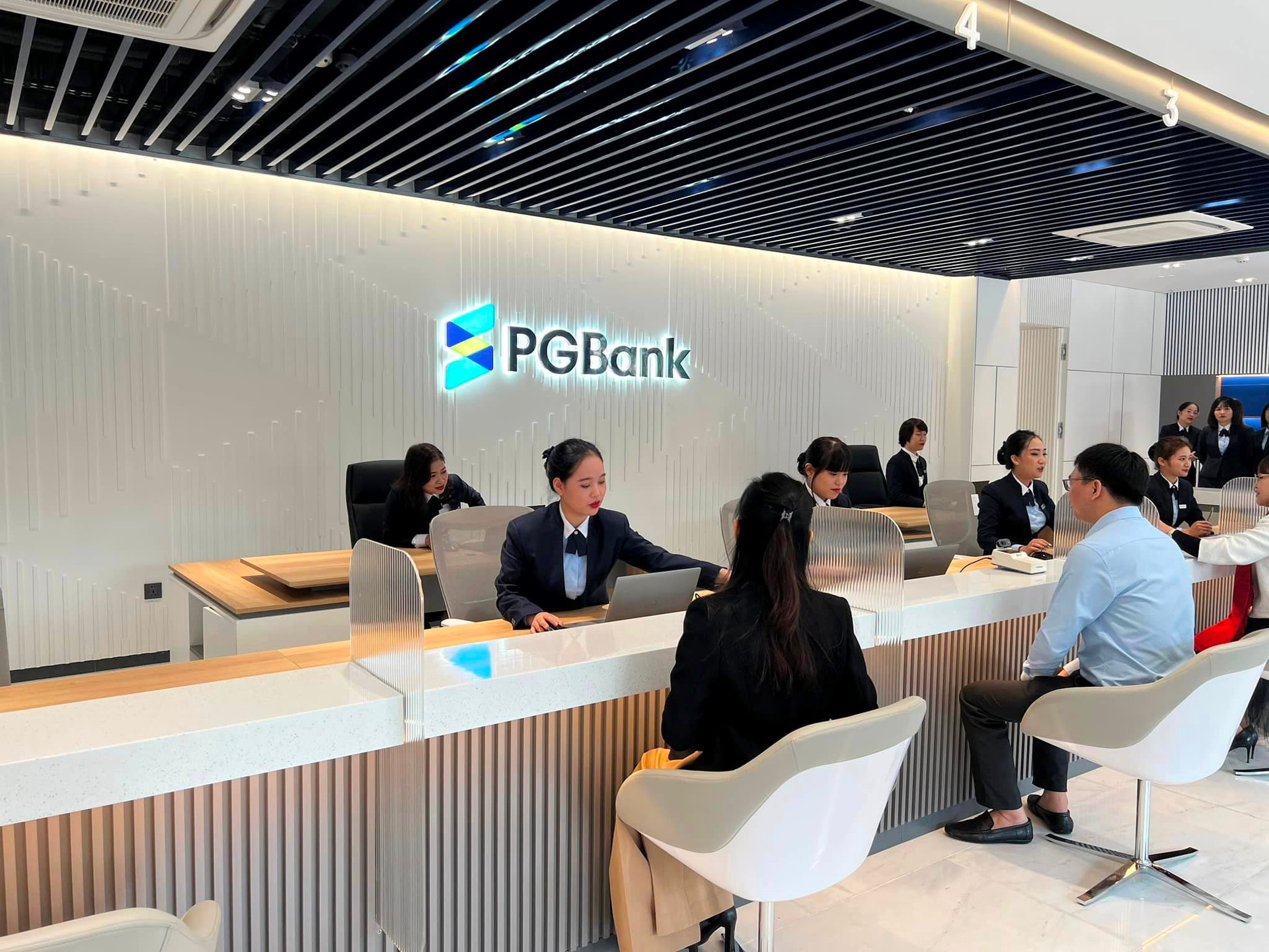 1_pgbank.jpg