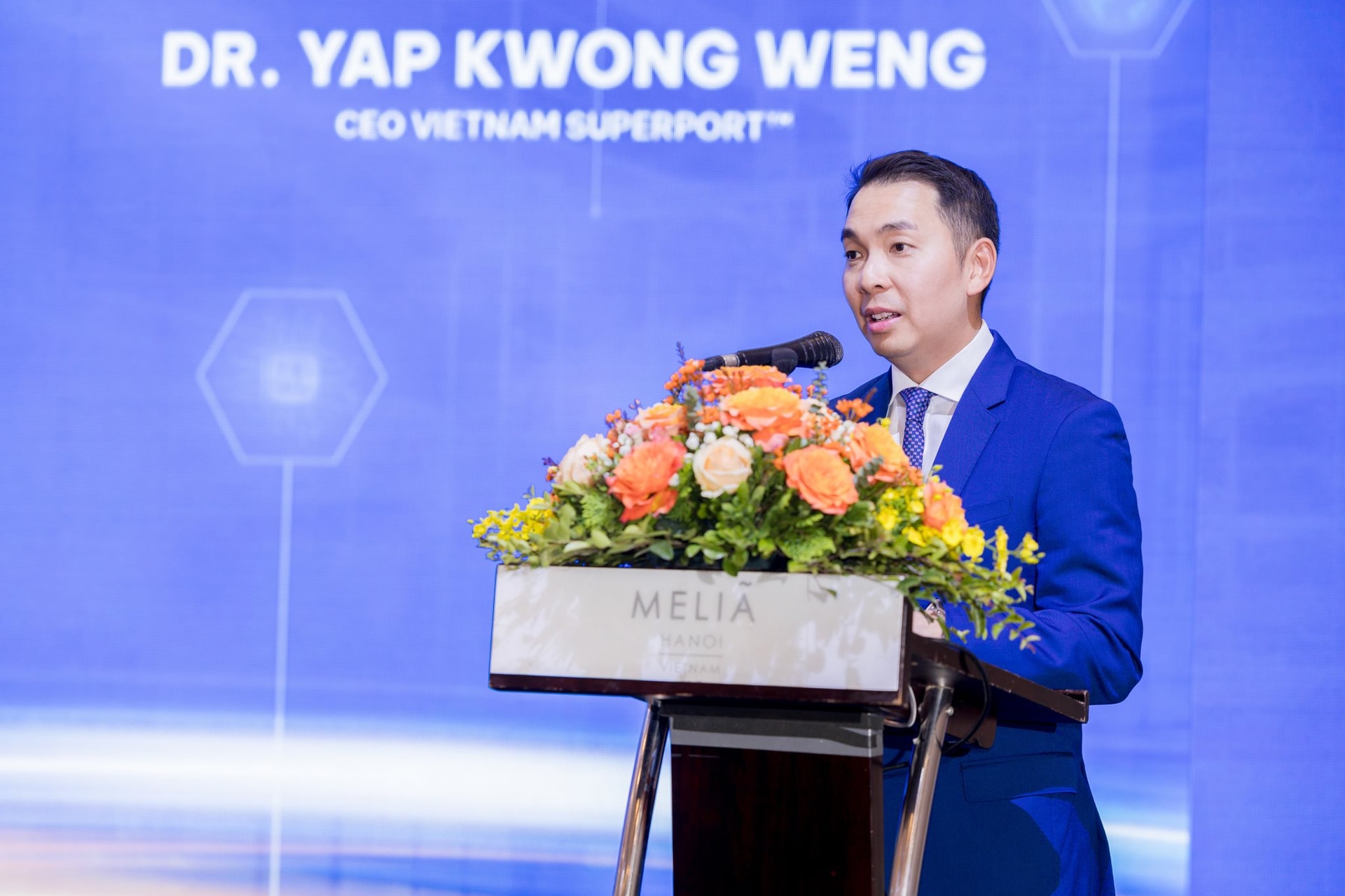 anh-3_tien-si-yap-kwong-weng-ceo-viet-nam-superport-nhan-manh-tam-quan-trong-cua-viec-phat-trien-co-so-ha-tang-logistics-duong-sat.jpg