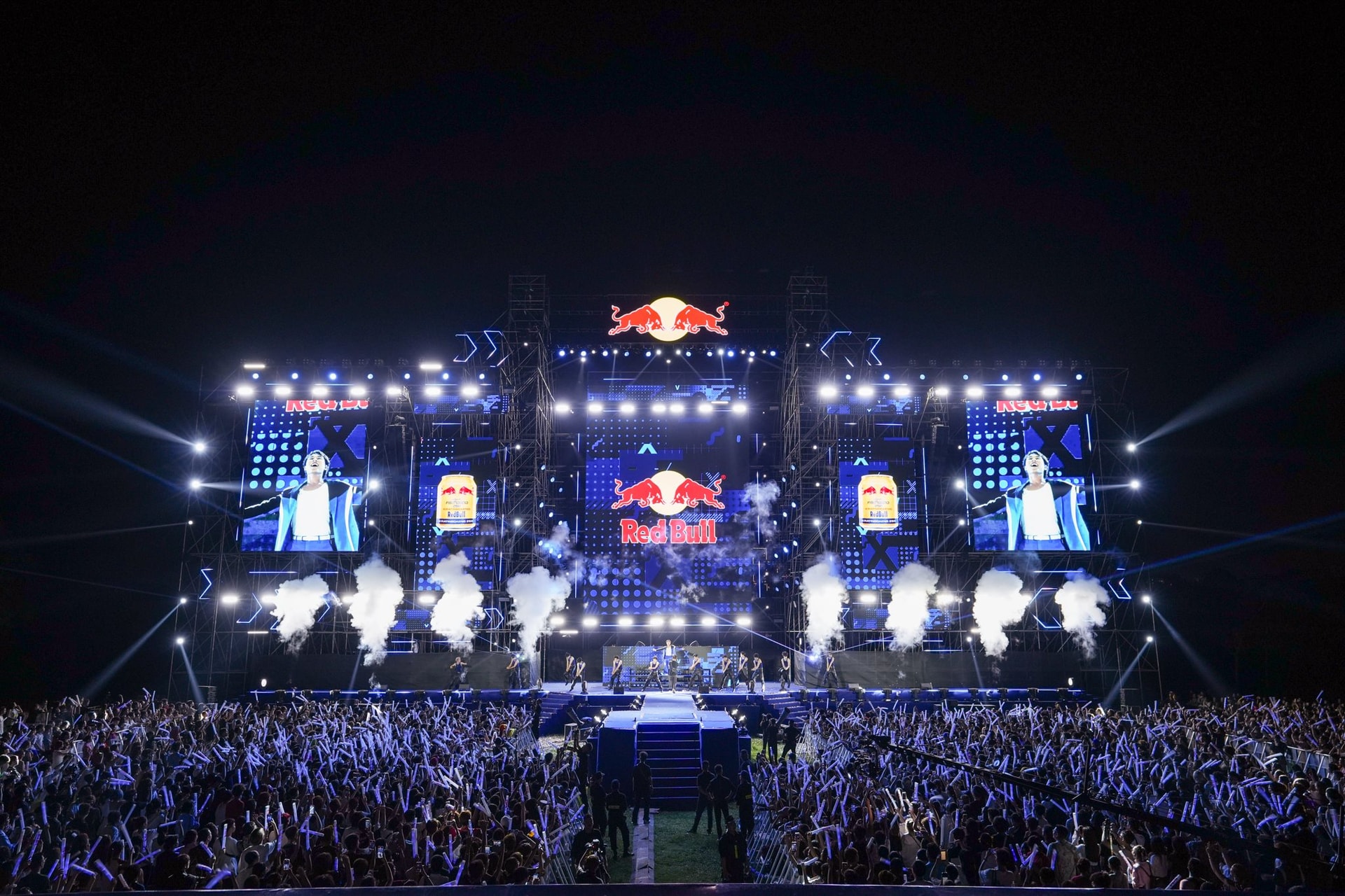 huc-fest-va-chuoi-hanh-trinh-huc-tour-da-thu-hut-gan-50.000-nguoi-tham-gia.jpg