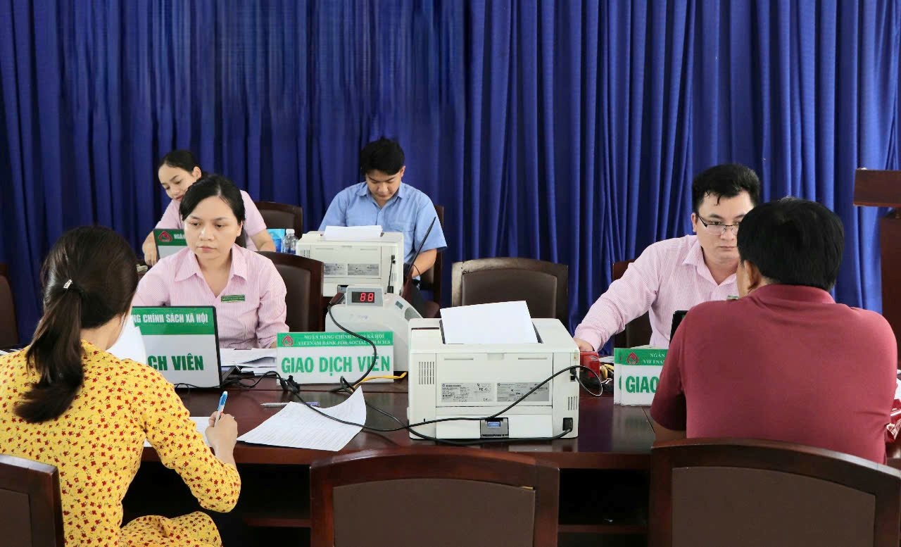 z6461379867490_7d2d683e04a97842de6dfead658433db.jpg
