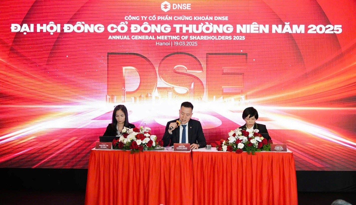 dnse84a.jpg