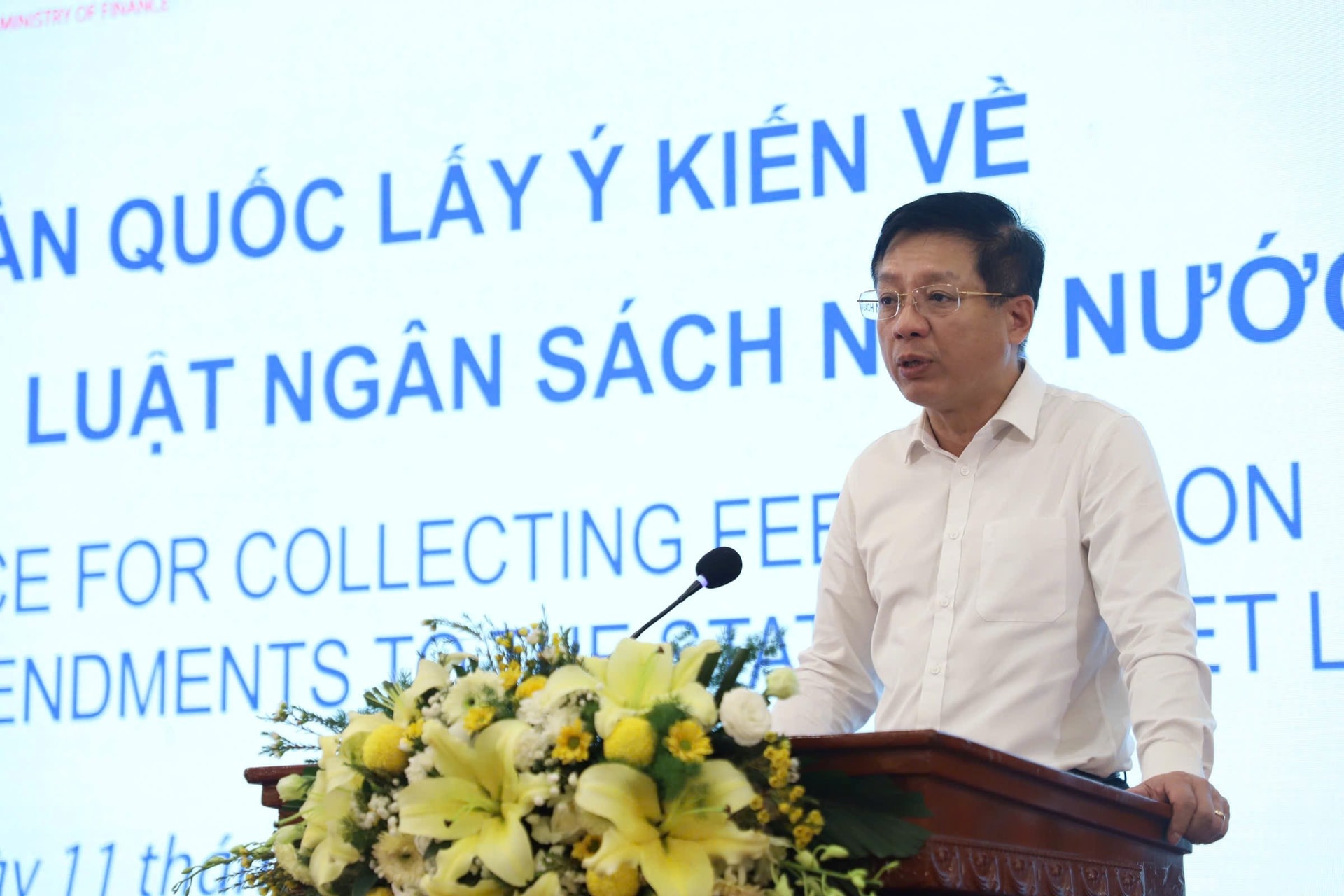 thu-truong-ho-sy-hung.jpg