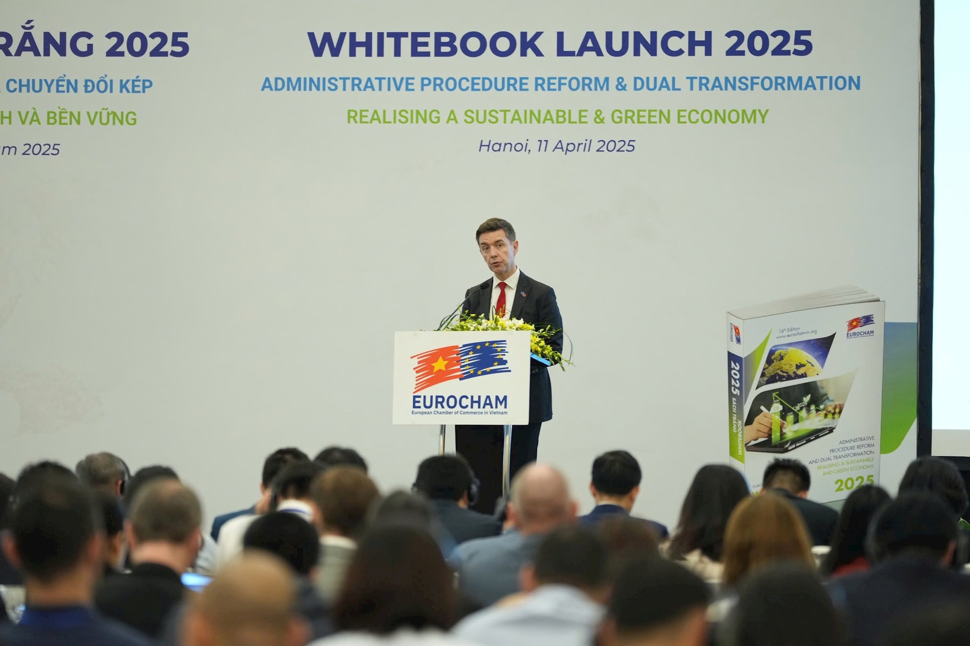 whitebook-10-.jpg