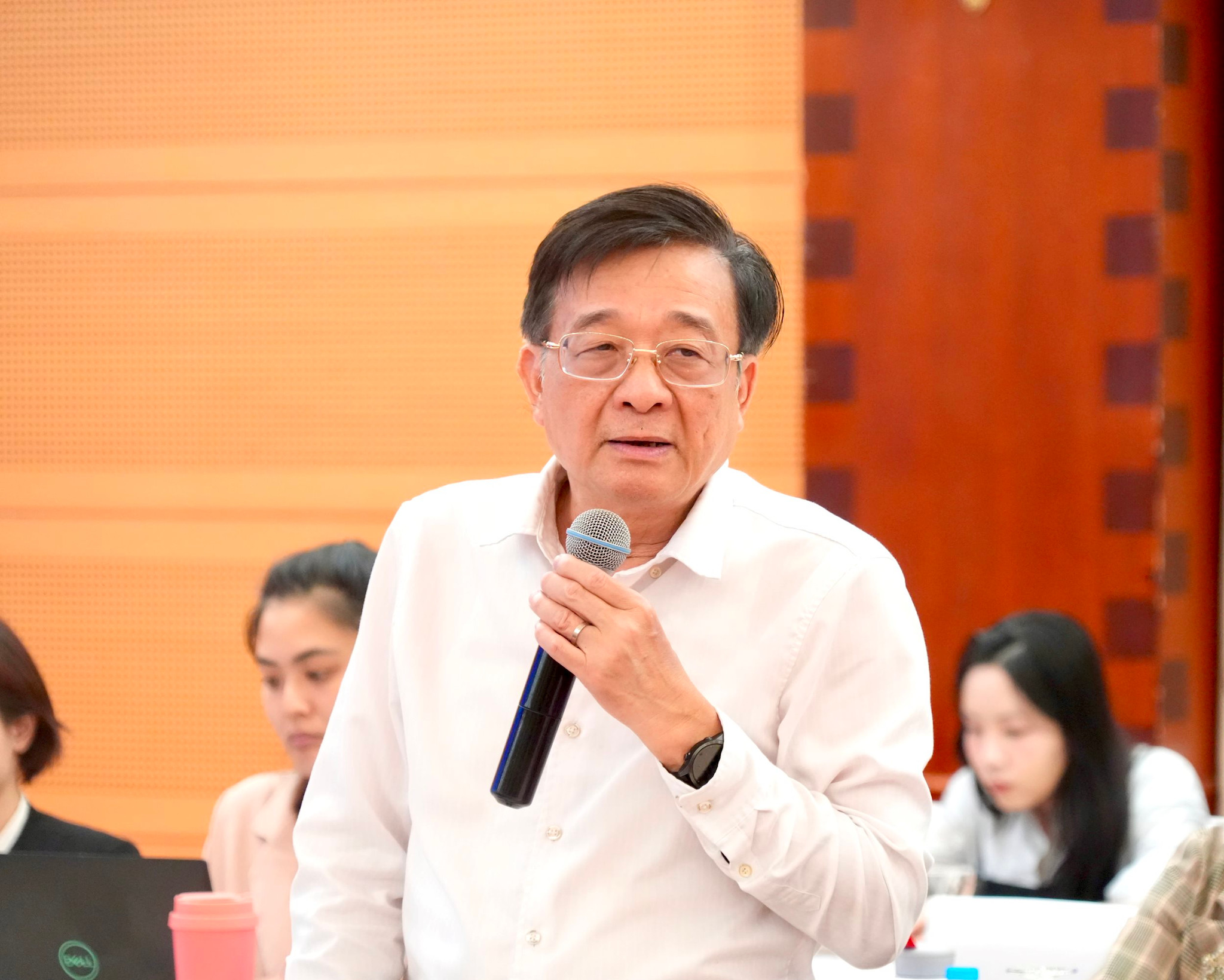 doanh nghiệp