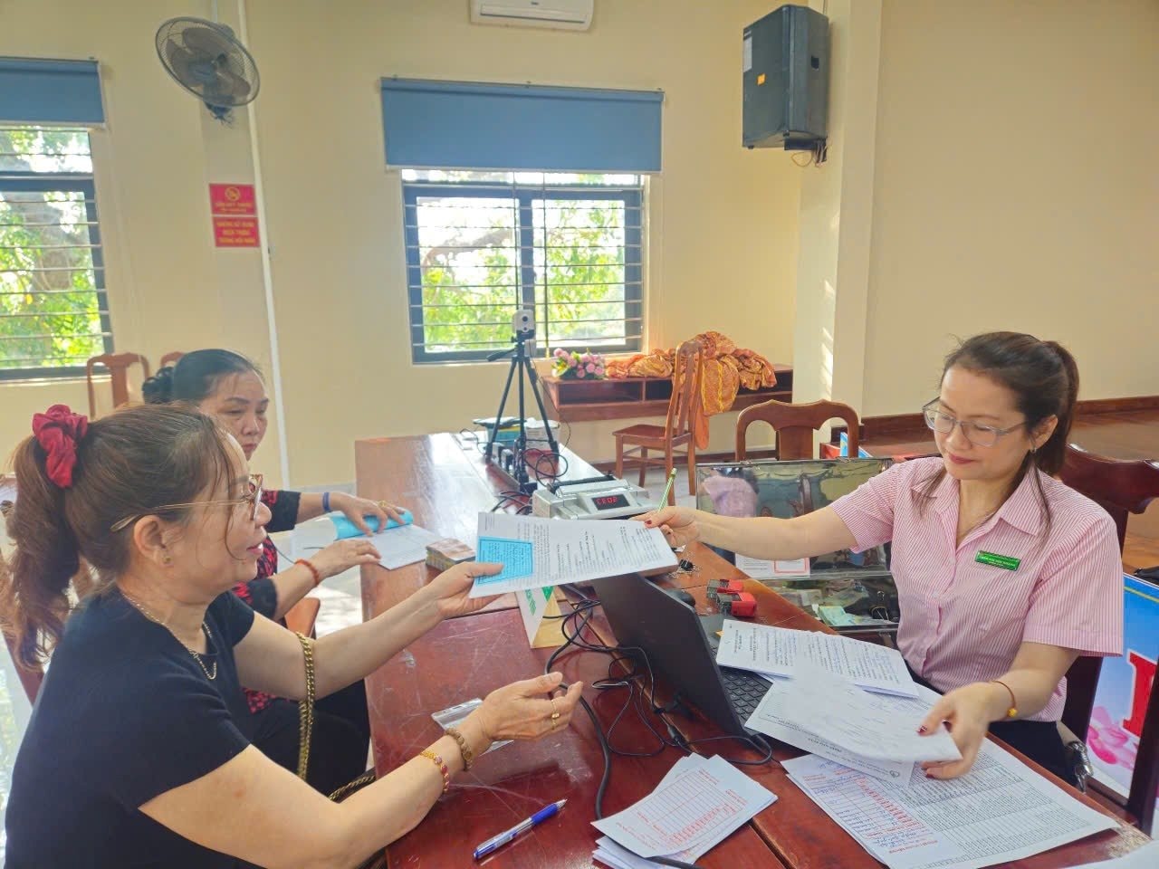 von-tin-dung-chinh-sach-miet-mai-phuc-vu-nguoi-ngheo..jpg