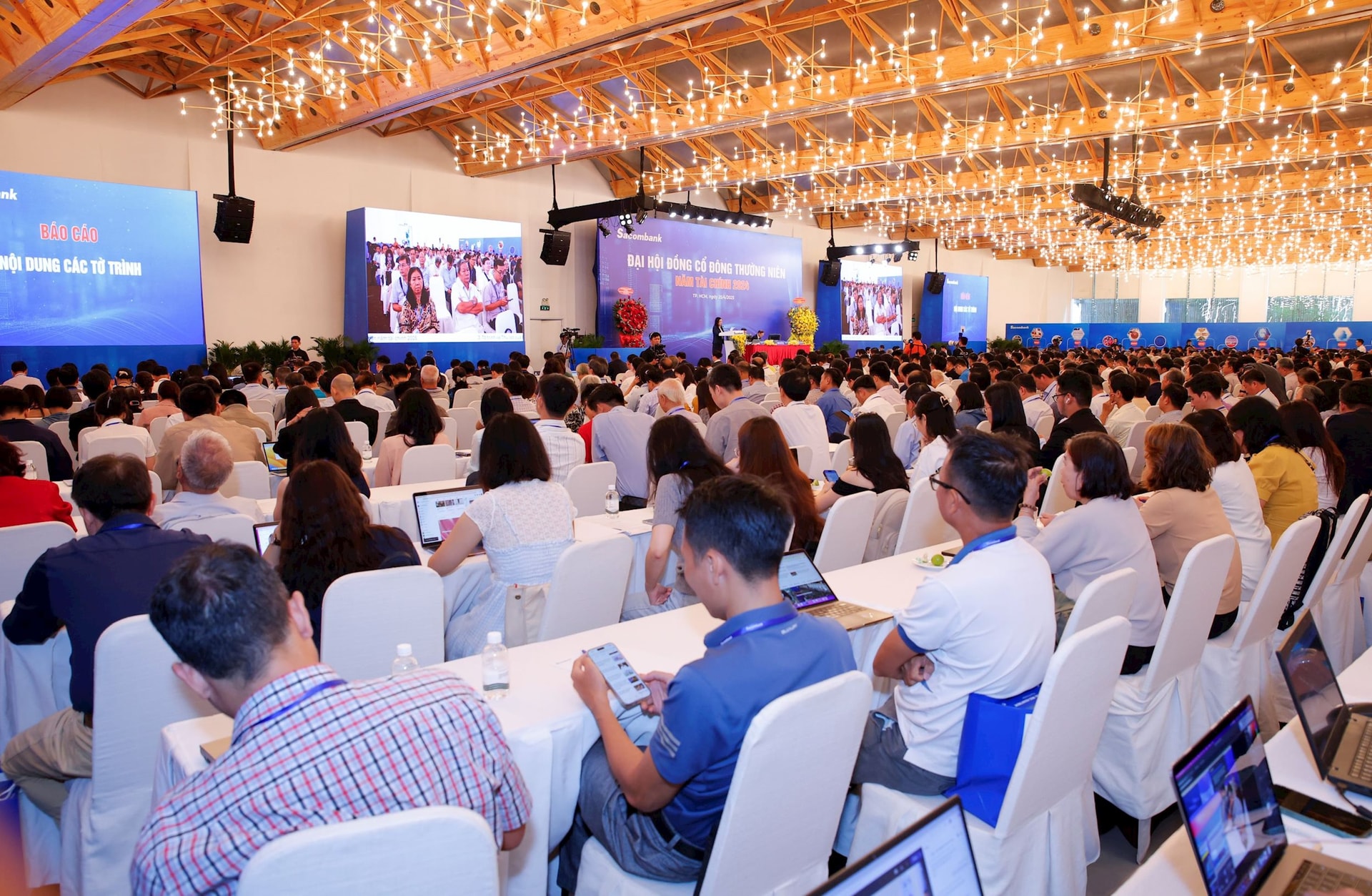 Đại hội đồng cổ đông Sacombank: Đặt mục tiêu tăng trưởng lên đến 15%, lần đầu lên kế hoạch chia cổ tức sau 9 năm
