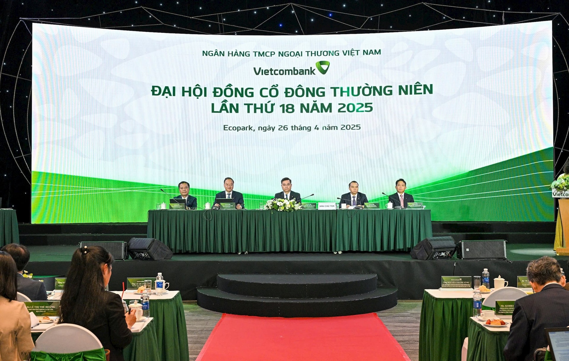 vcb_dhdcd-anh-1.jpg