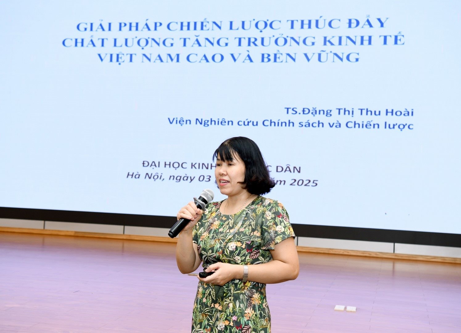 dang-thi-thu-hoai.jpg