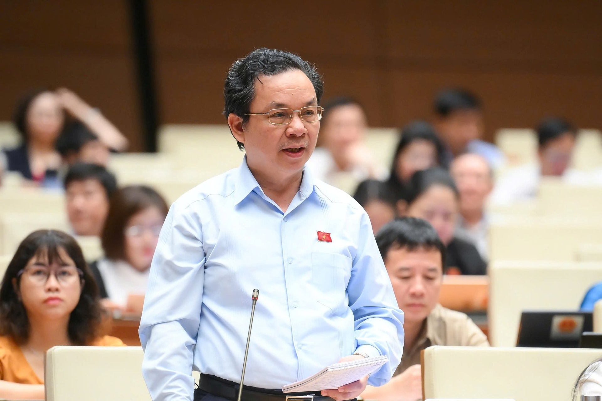 db-hoang-van-cuong.jpg