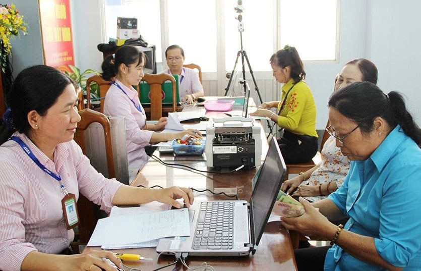 nguon-von-vay-cua-nhcsxh-tinh-an-giang-tao-them-viec-lam-nang-cao-suc-san-xuat-hang-hoa-cai-thien-d.jpg