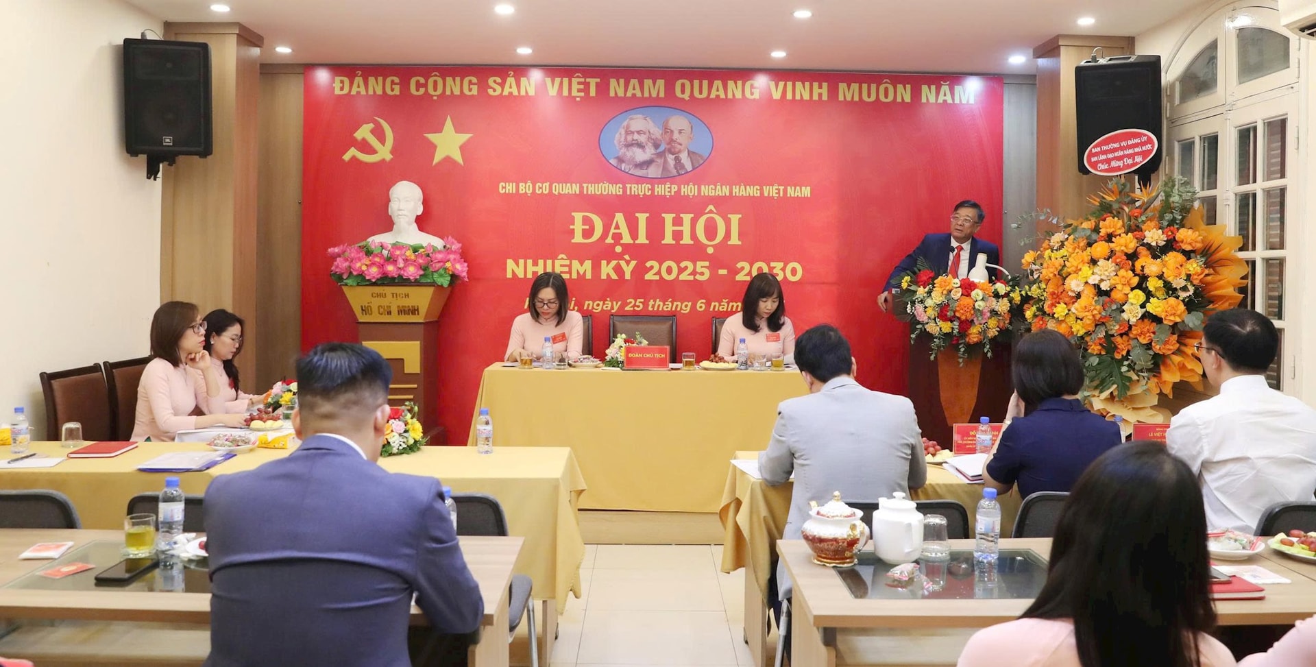 quang-canh.jpg