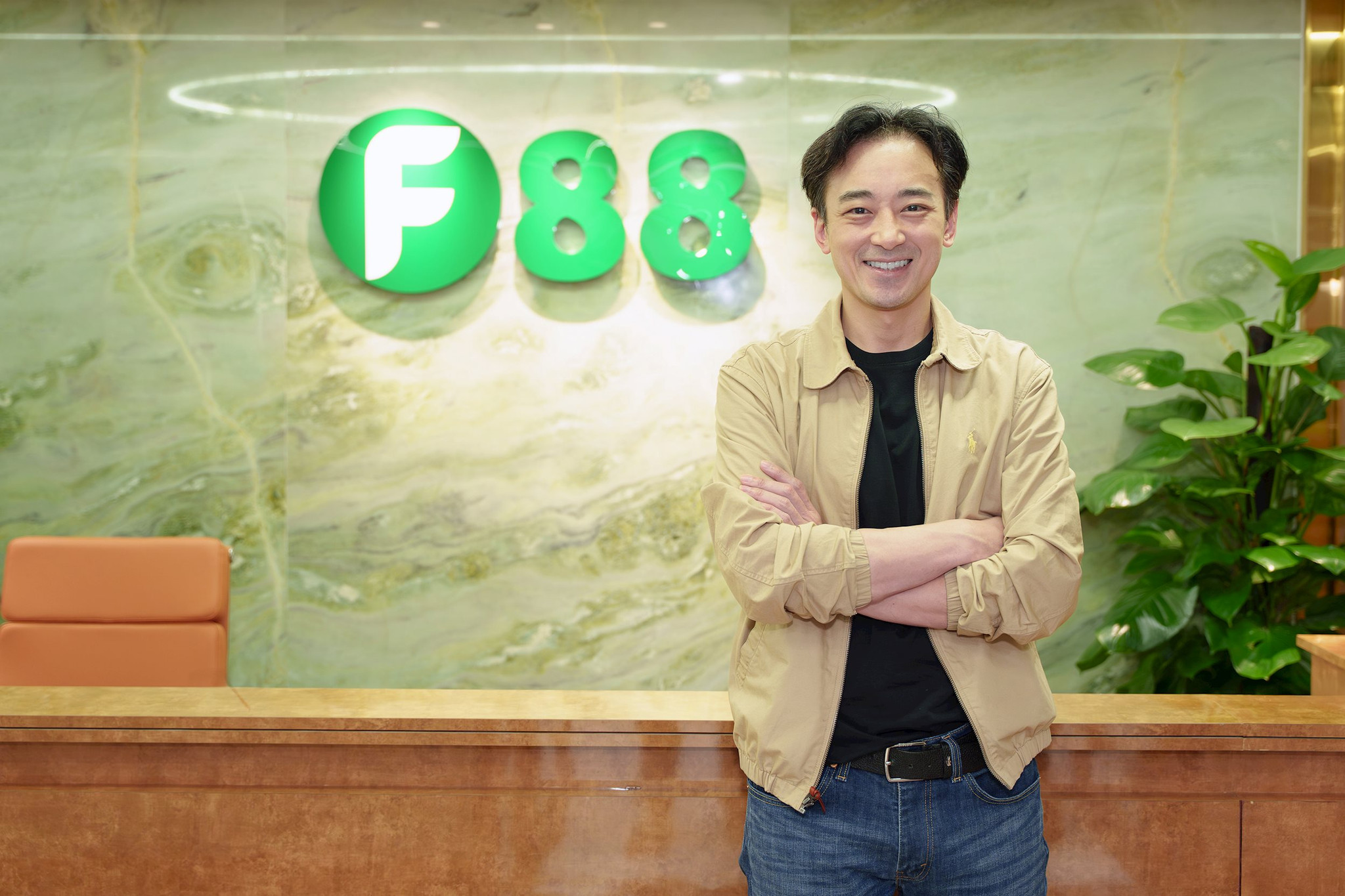 mr-piyasak-ceo-ntl-1.jpg