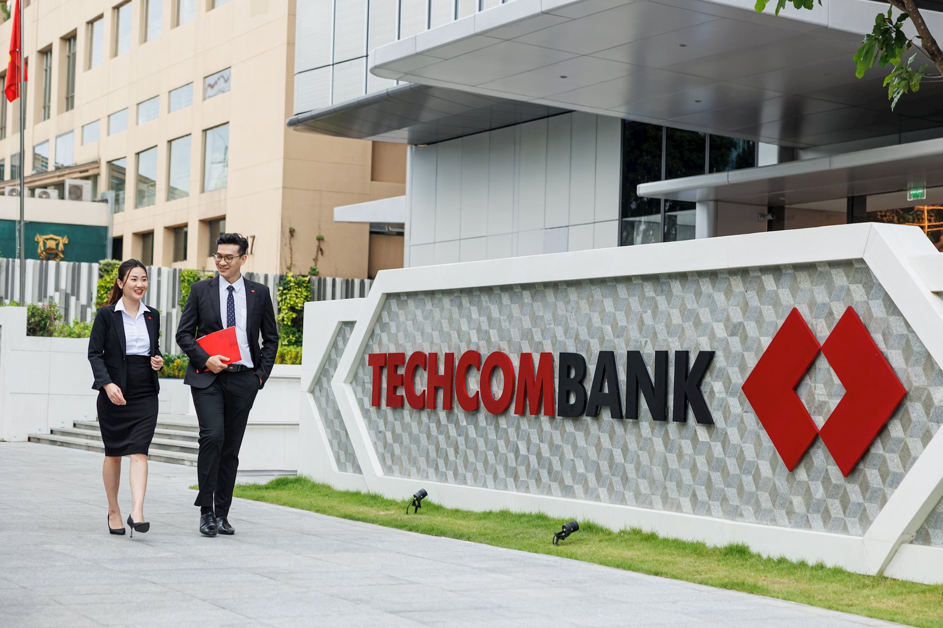 techcombank-1.jpg