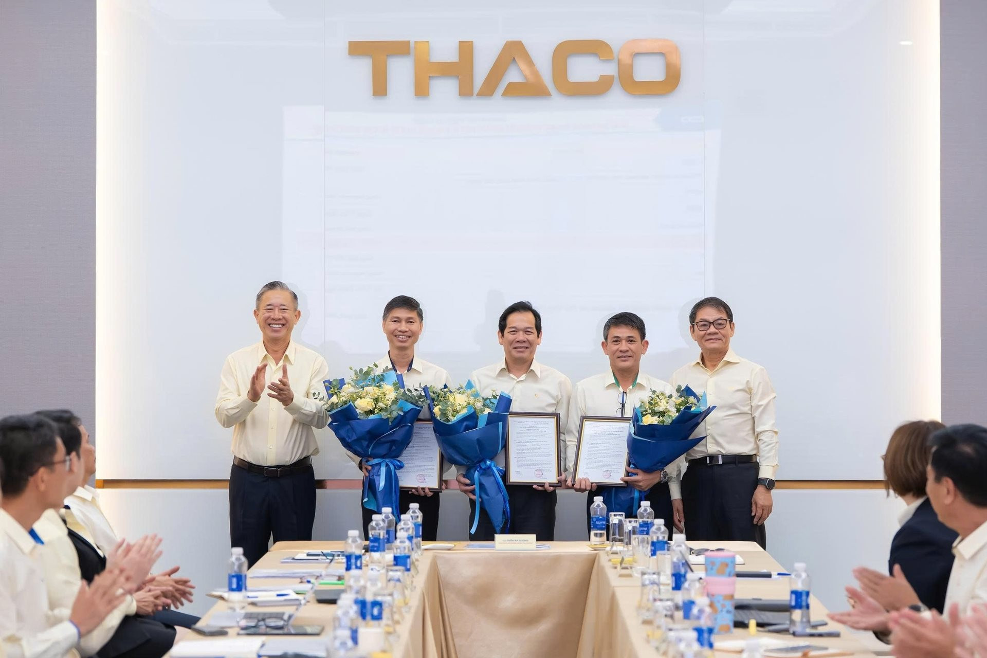 thaco1.jpg