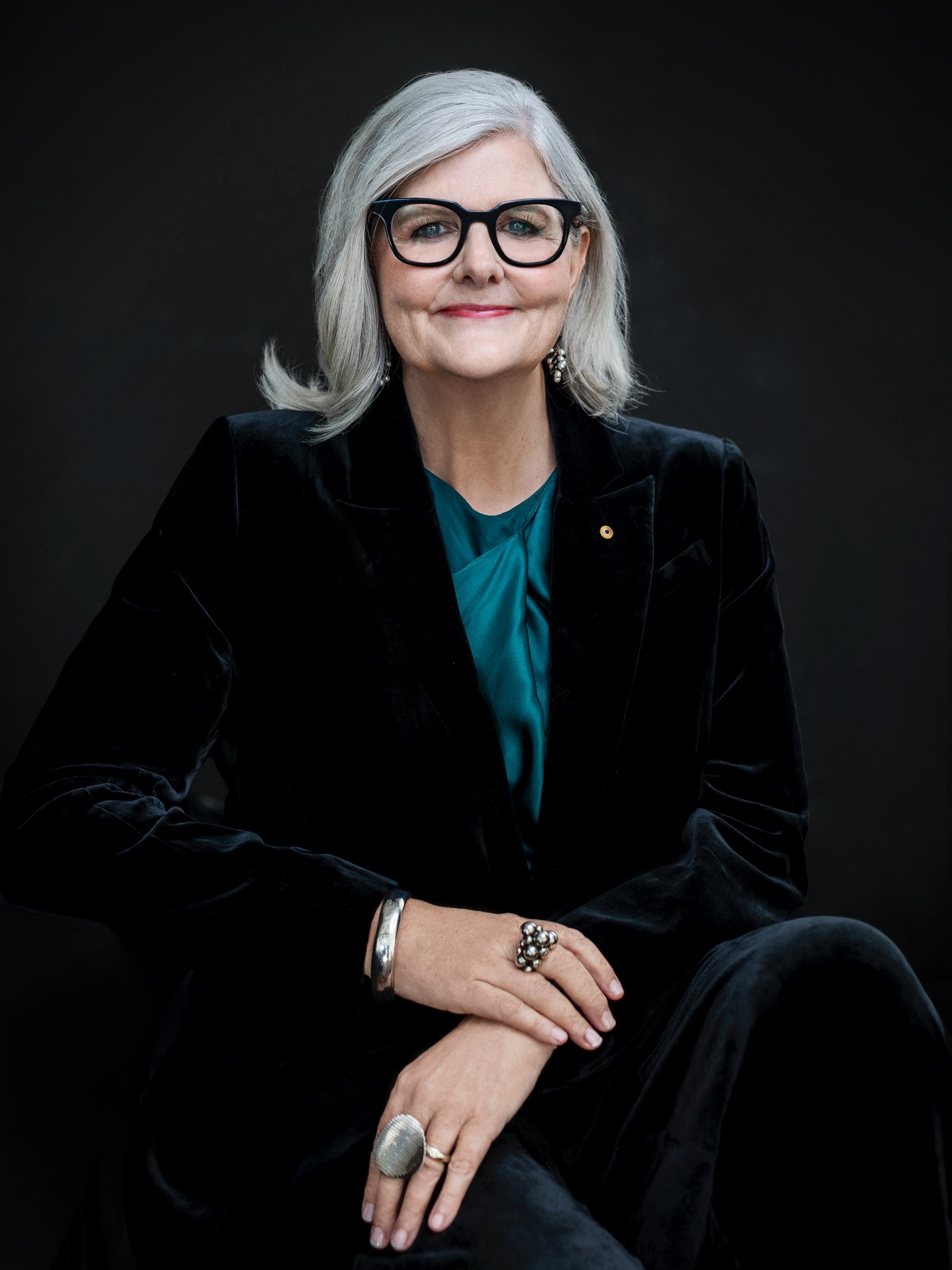 sammostyn_portrait_vertical.jpg