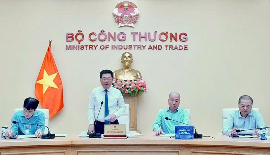 bo-truong-nguyen-hong-dien.jpg