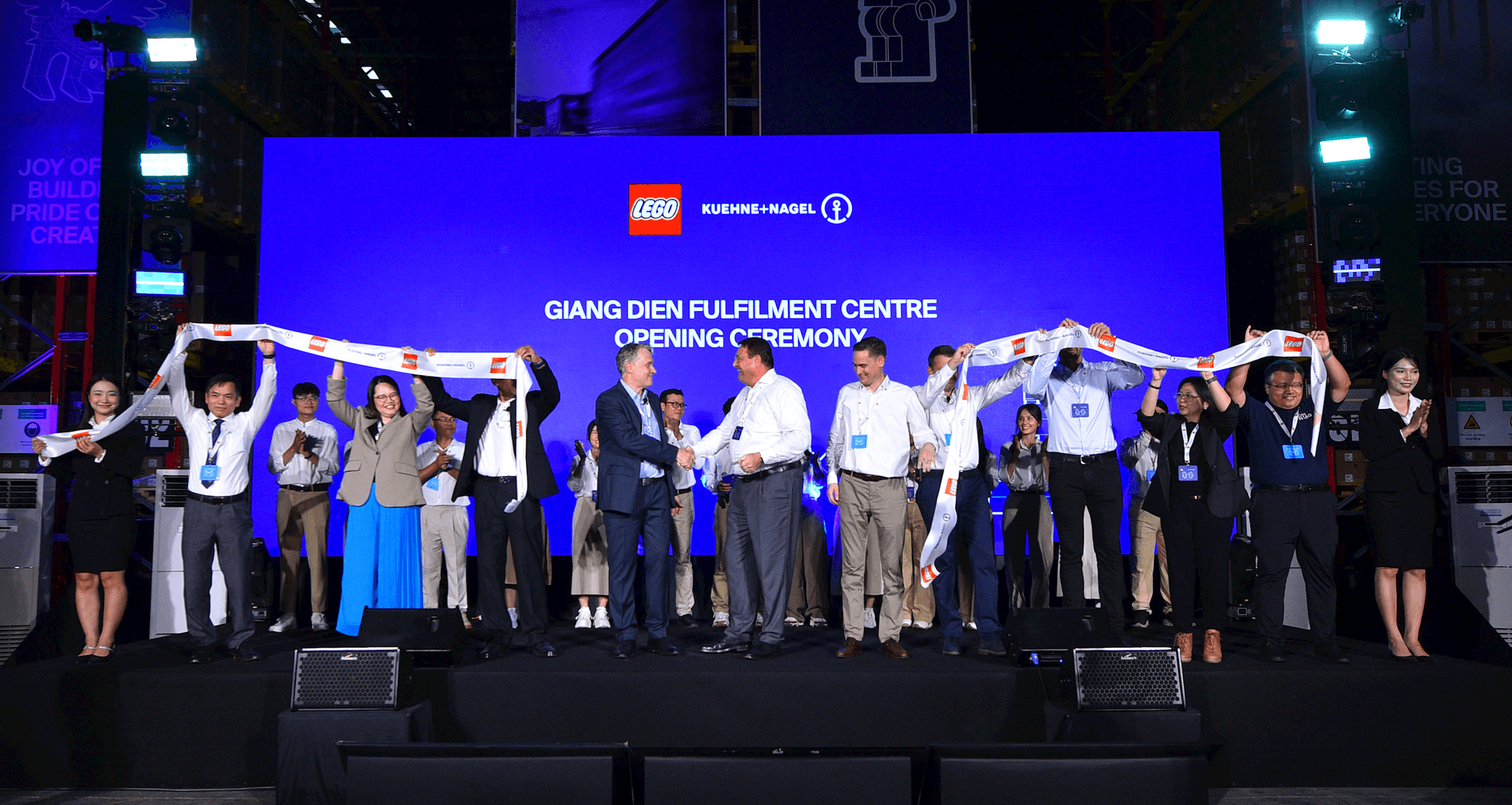 lego-vn-rdc-opening-ceremony.png
