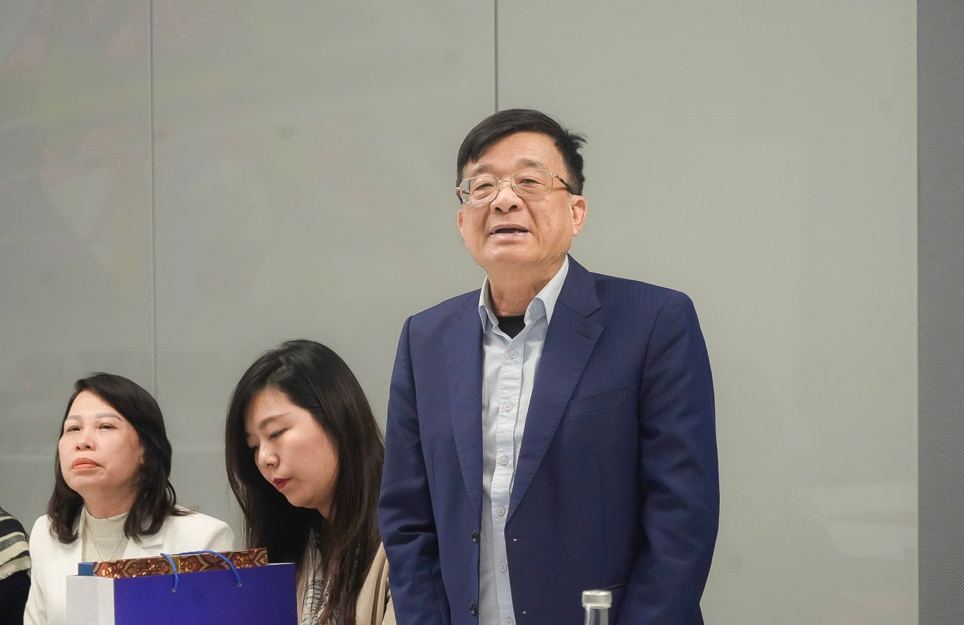 hiep-hoi-ngan-hang-viet-nam-lam-viec-voi-ngan-hang-quoc-gia-uc-nab-va-cong-ty-symphonyai-nham-trao-doi-kinh-nghiem-ve-cong-nghe-tai-chinh-va-quan-tri-rui-ro_68c95b6f5aeb4.jpg