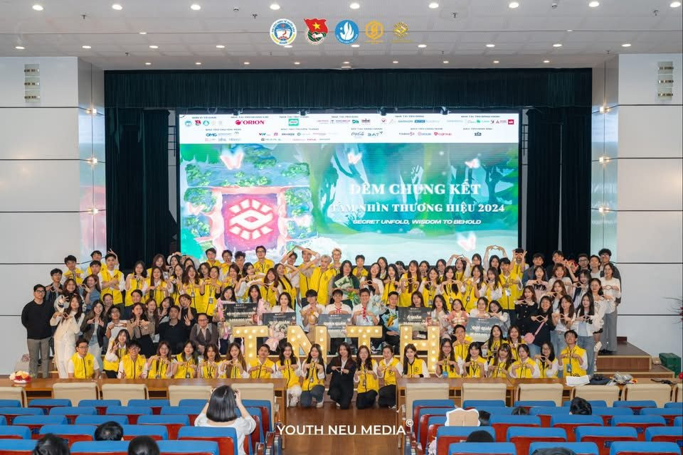 anh-1_-dem-chung-ket-cuoc-thi-tam-nhin-thuong-hieu-2024.jpg