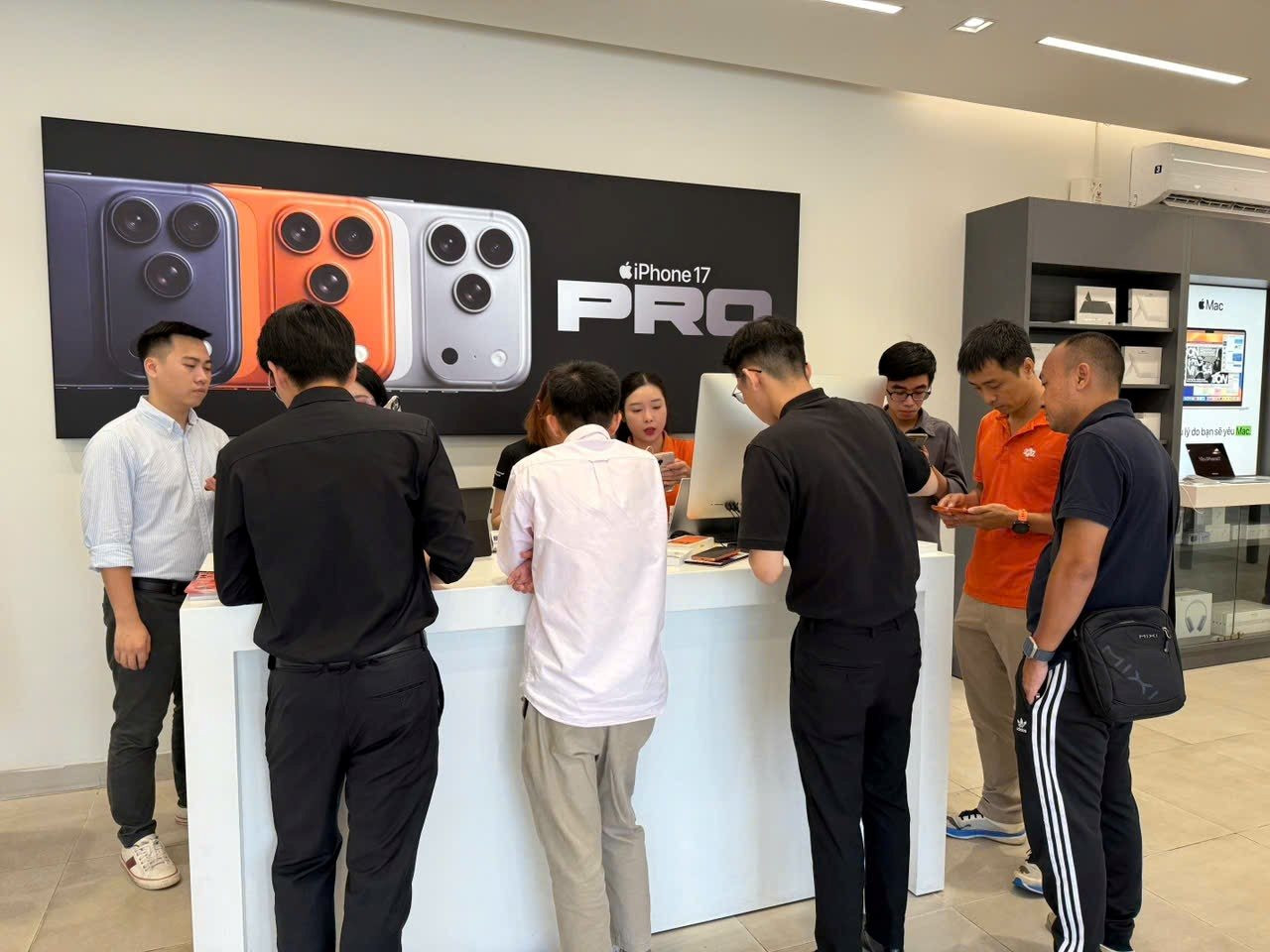 fpt-shop-1.jpg
