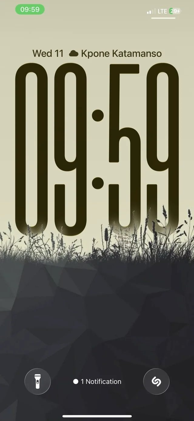 man-hinh-khoa-iphone-2.jpg