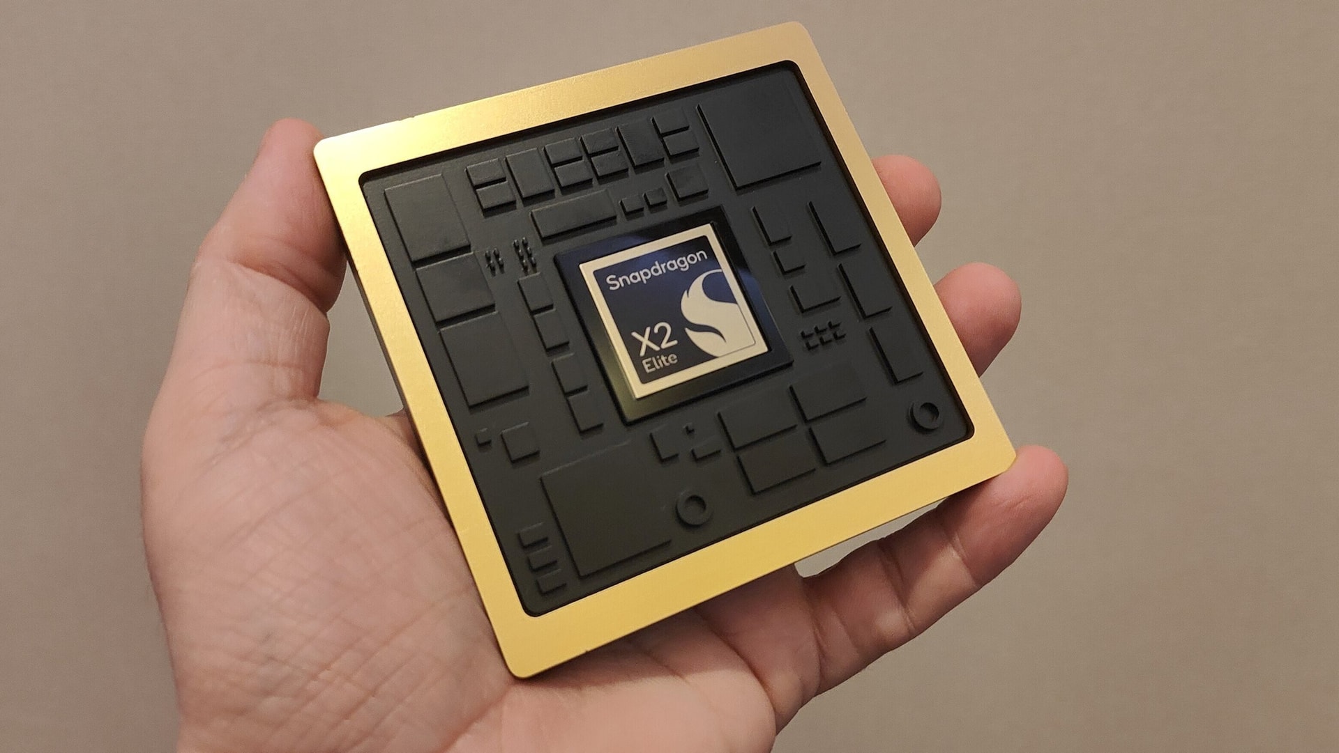 snapdragon-x2-elite-extreme_mn89.jpg
