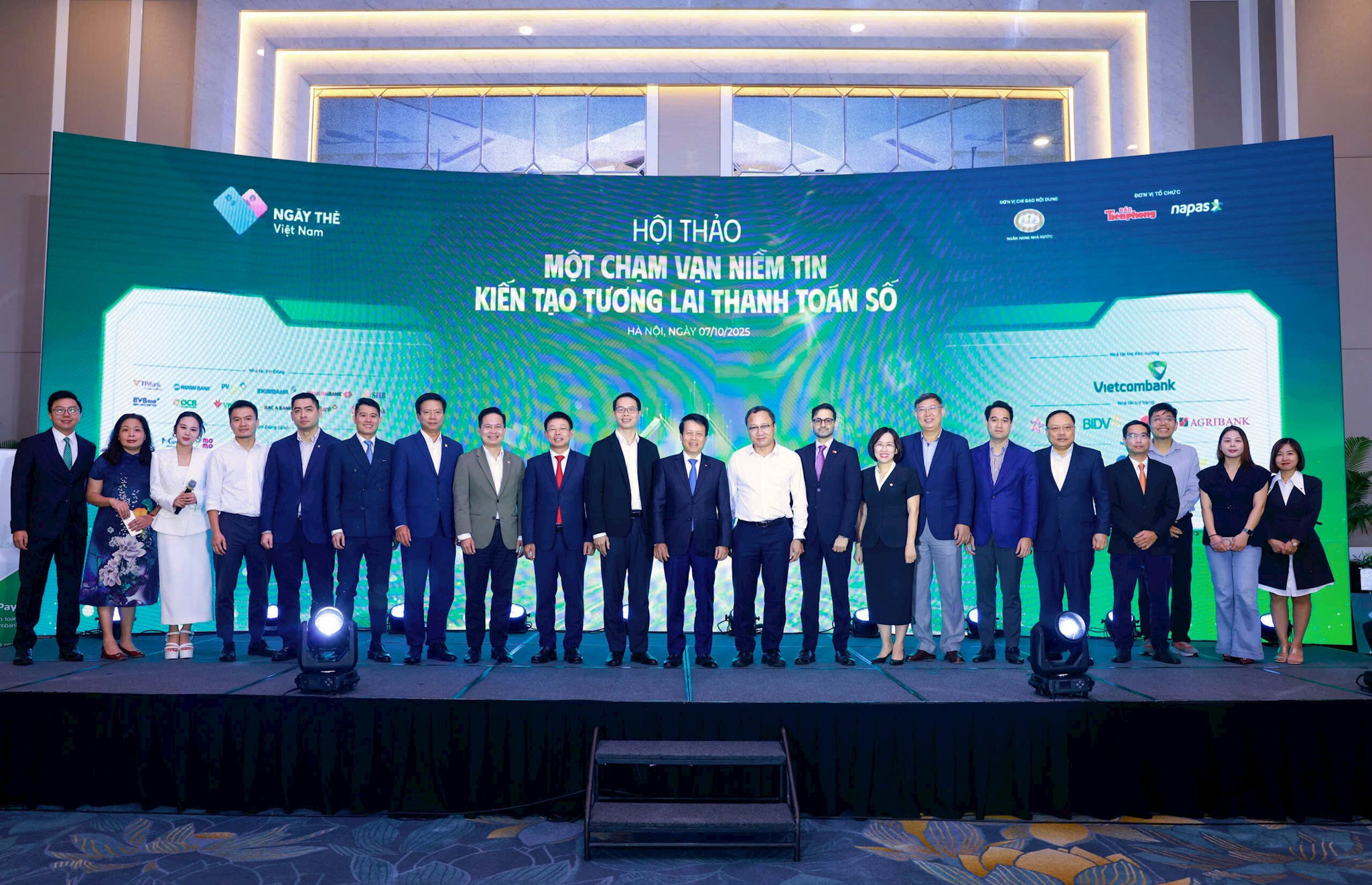 hoi-thao-ngay-the-viet-nam-2025-thao-luan-ve-tuong-lai-cua-thanh-toan-so-.jpeg