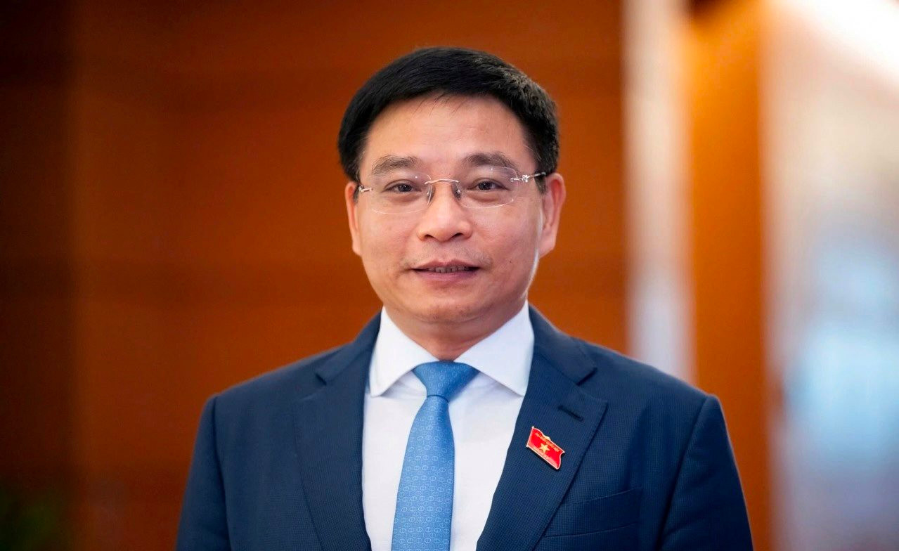 nang-hang-dau-moc-cho-buoc-chuyen-minh-toan-dien-mo-ra-giai-doan-phat-trien-moi-ve-chat1759912061.jpeg