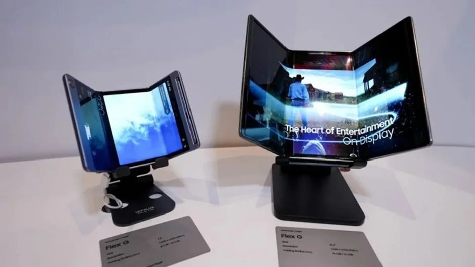 samsungs-tri-fold.jpg