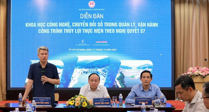 ong-nguyen-hong-khanh-pho-cuc-truong-cuc-quan-ly-va-xay-dung-cong-trinh-thuy-loi-thao-luan-ve-quan-ly-van-hanh-he-thong-thuy-loi-va-quan-ly-ho-chua-thuy-loi..jpg