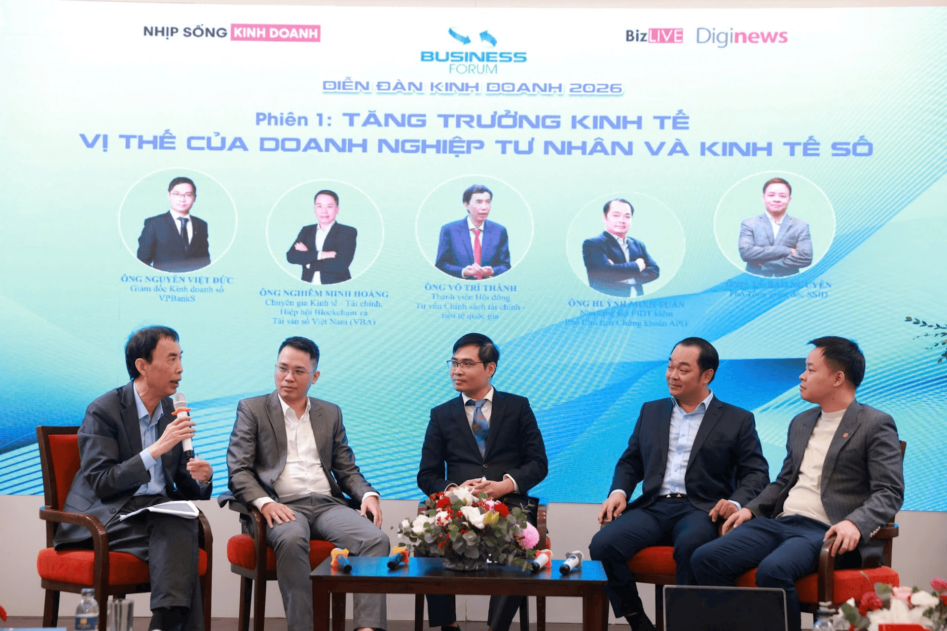 dien-dan-kinh-doanh-2026-kinh-te-huong-toi-giai-doan-but-pha-cac-lop-tai-san-ngay-cang-da-dang_68f85b2143495.png