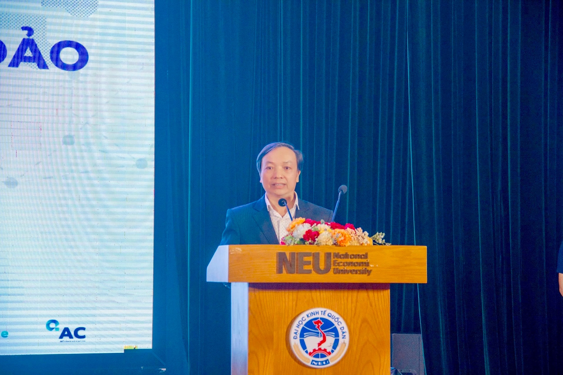 ts.-le-linh-luong-pho-vien-truong-vien-abaii.jpg