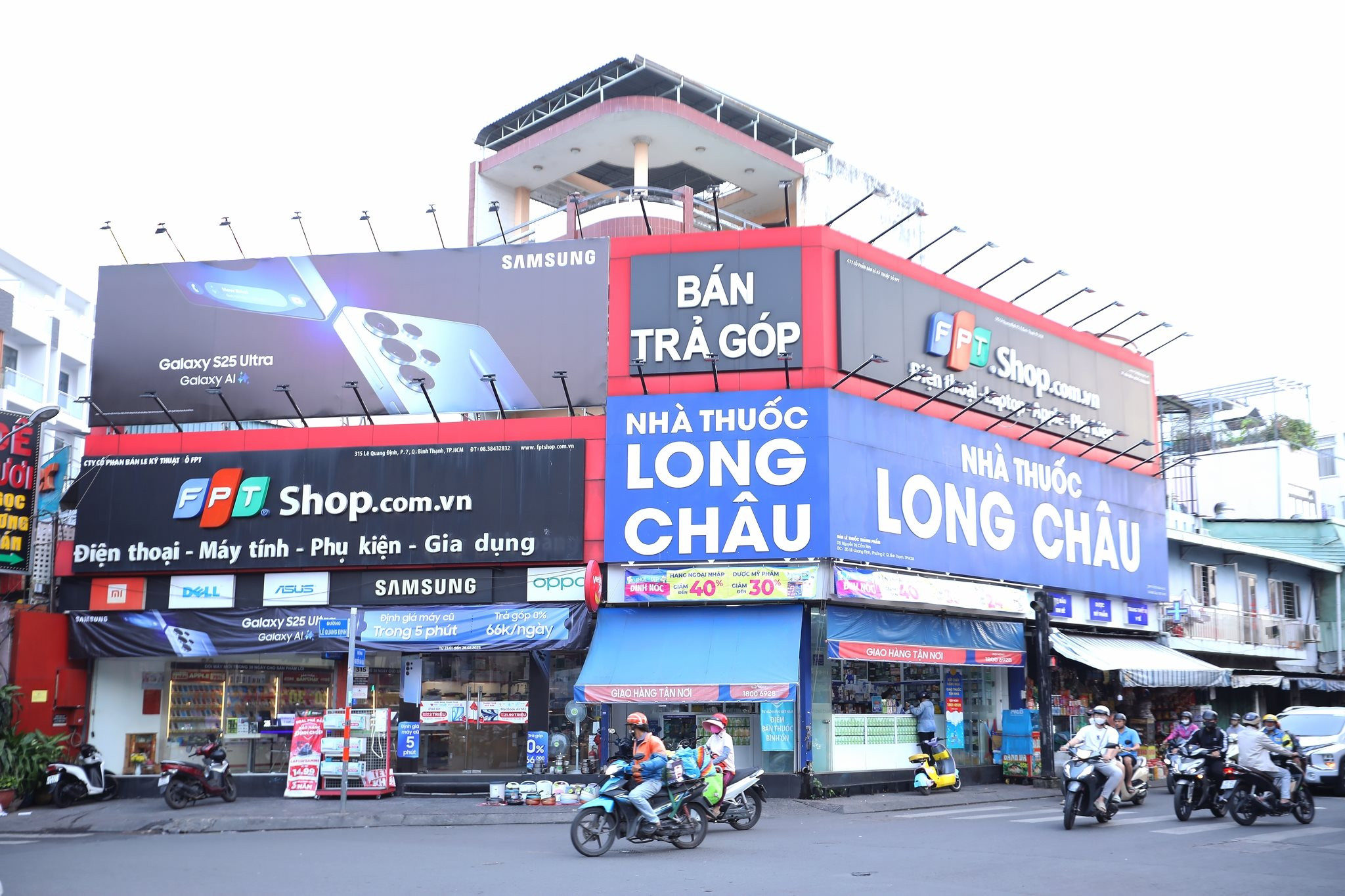 2.fpt-retail-2.jpg