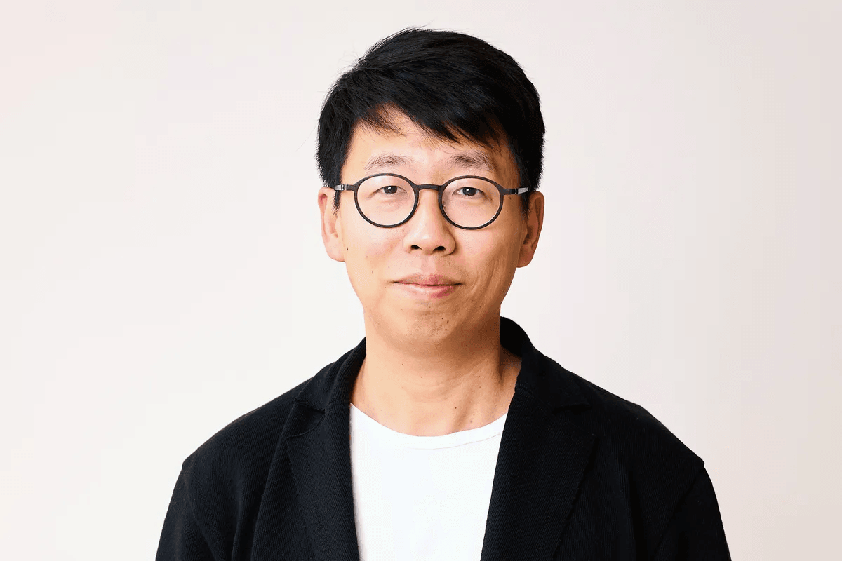 ong-jack-zhang-dong-sang-lap-kiem-giam-doc-dieu-hanh-airwallex.png