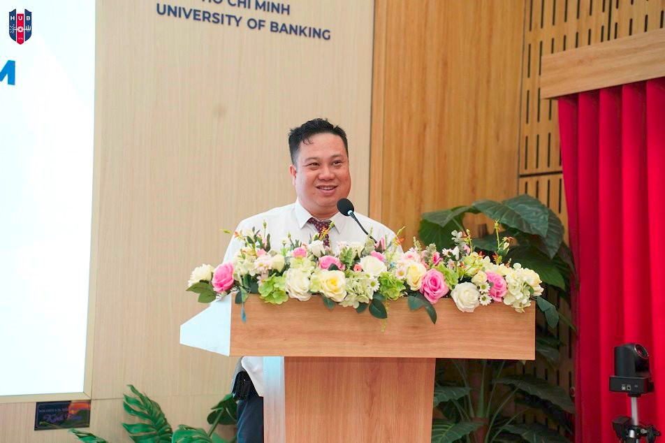 daihocnganhang3.jpg