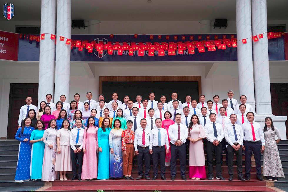 daihocnganhang4.jpg