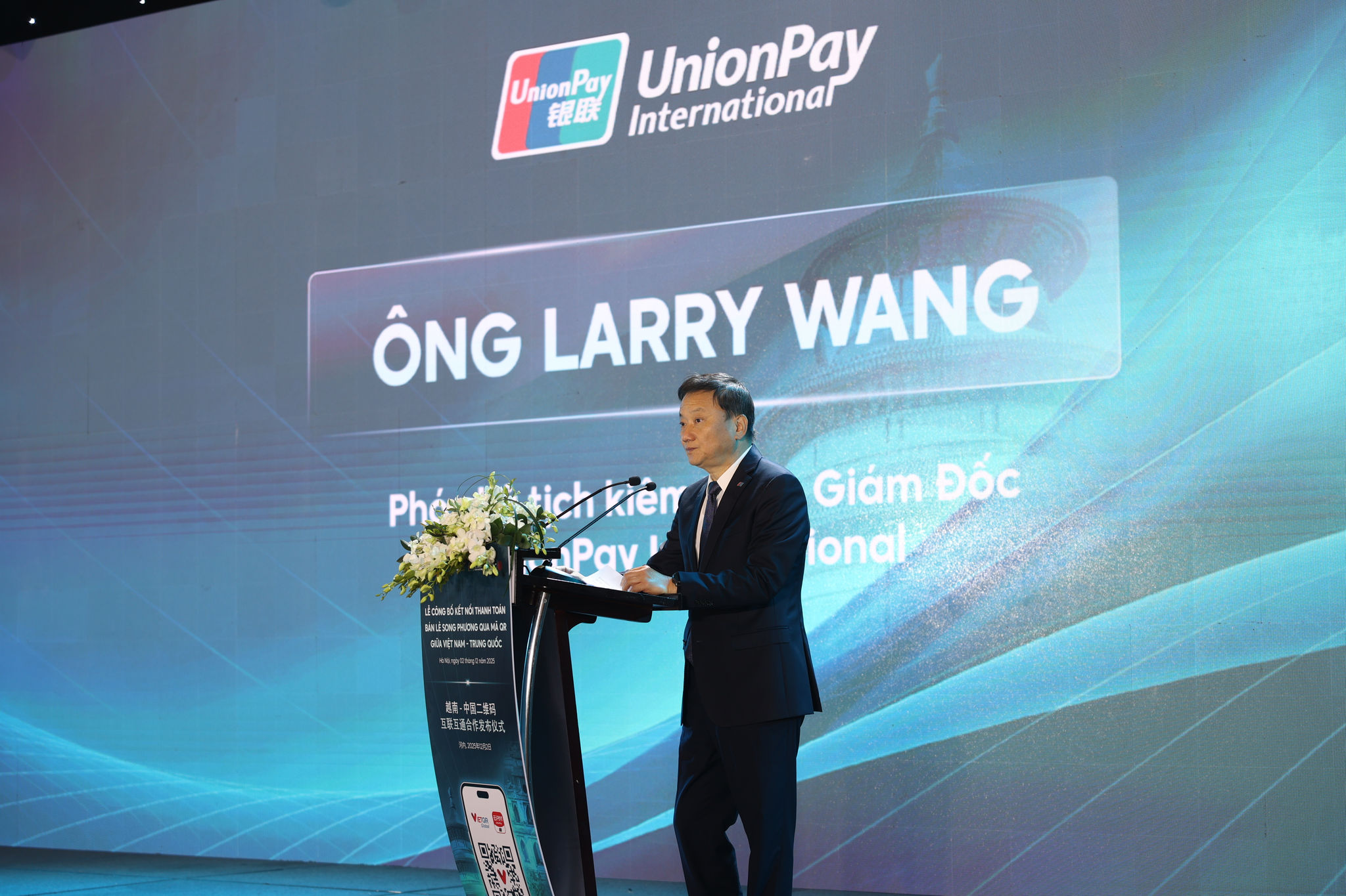 ong-larry-wang-pho-chu-tich-kiem-tong-giam-doc-unionpay-international.jpg