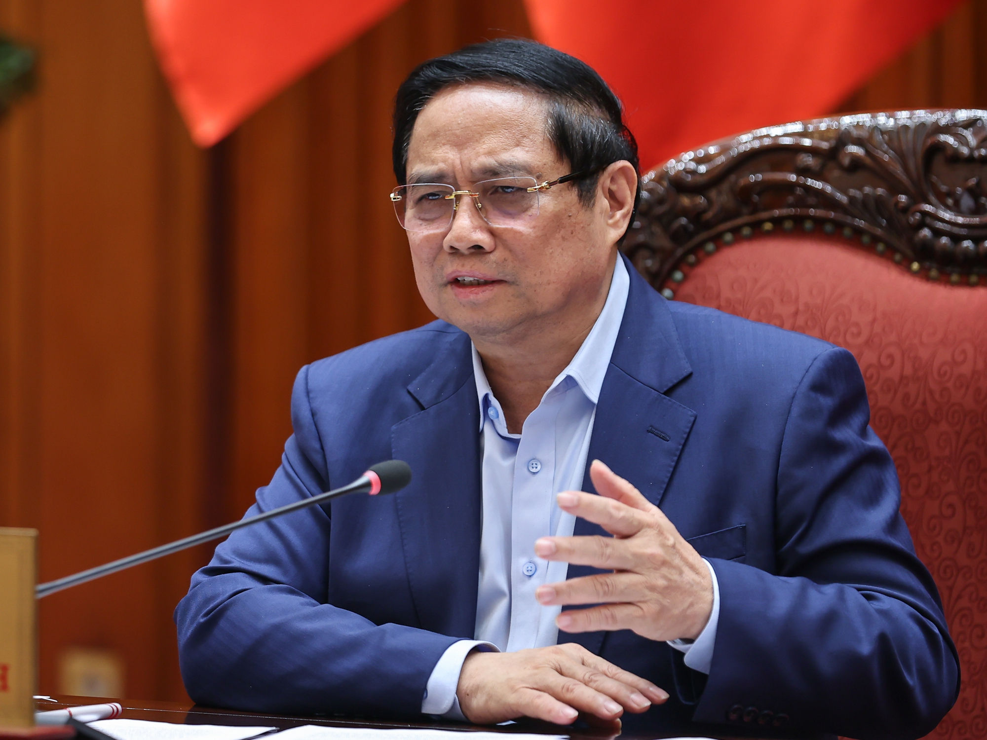 Thủ tướng: Xây dựng giải pháp tổng thể, toàn diện, căn cơ phòng, chống sụt lún, sạt lở, ngập úng, hạn hán, xâm nhập mặn vùng ĐBSCL- Ảnh 1. Thủ tướng: Xây dựng giải pháp tổng thể, toàn diện, căn cơ phòng, chống sụt lún, sạt lở, ngập úng, hạn hán, xâm nhập mặn vùng ĐBSCL- Ảnh 1.