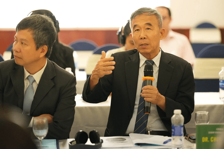 ts.-chih-ping-chao-nguyen-vien-truong-vien-nghien-cuu-chuoi-dai-loan-trung-quoc-trong-phien-thao-luan-thuoc-khuon-kho-dien-dan.png