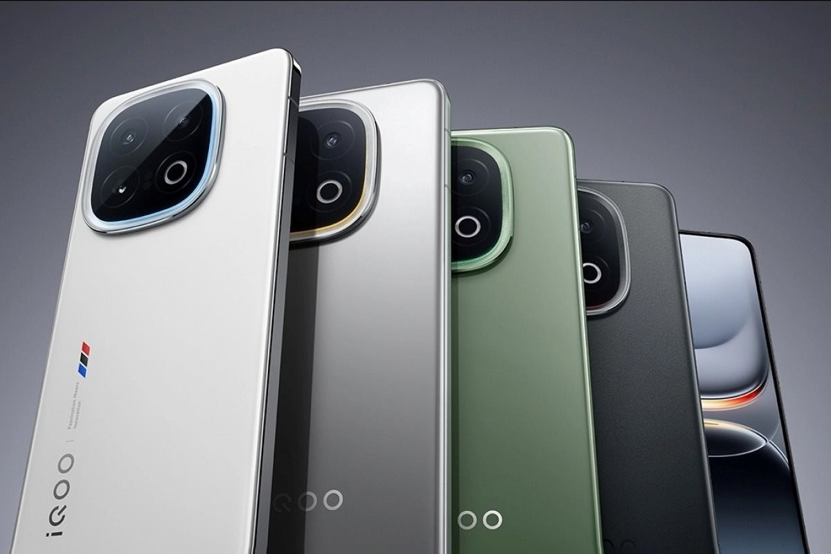 vivo-iqoo-13-5g-gaming-flagship.jpg