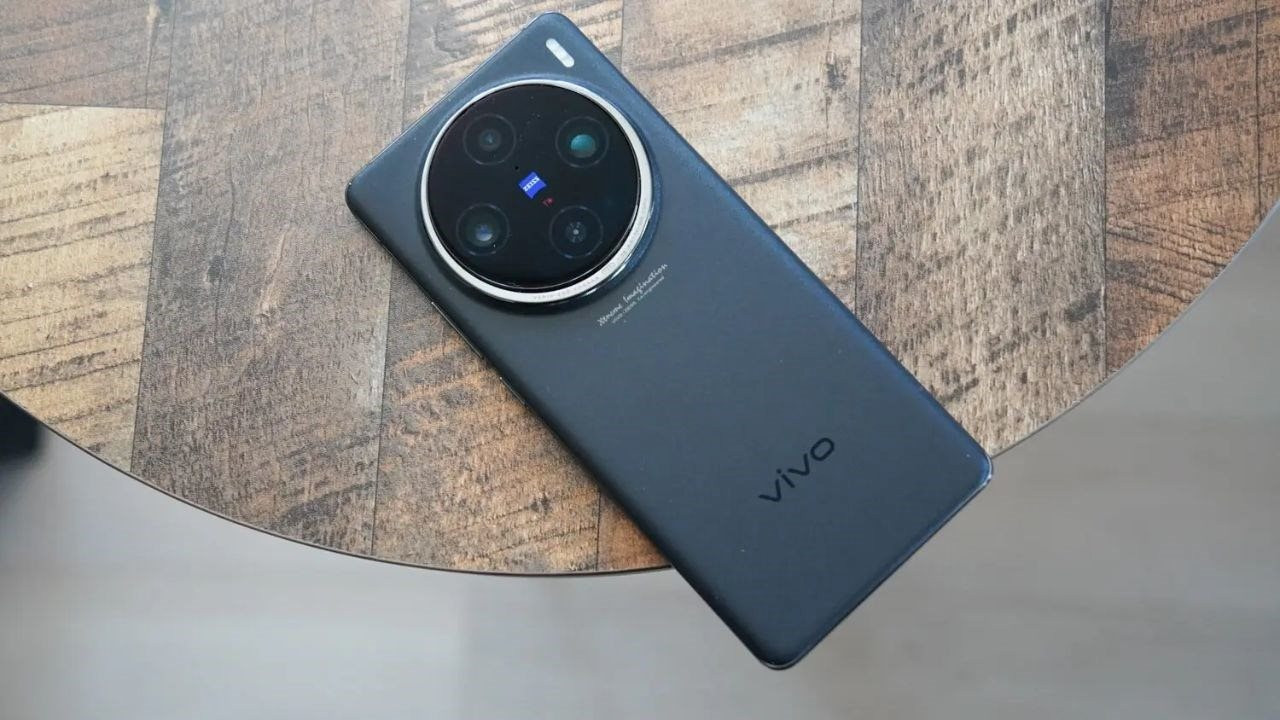 vivo-x100s-pro-camera-zeiss-dot-pha.jpg
