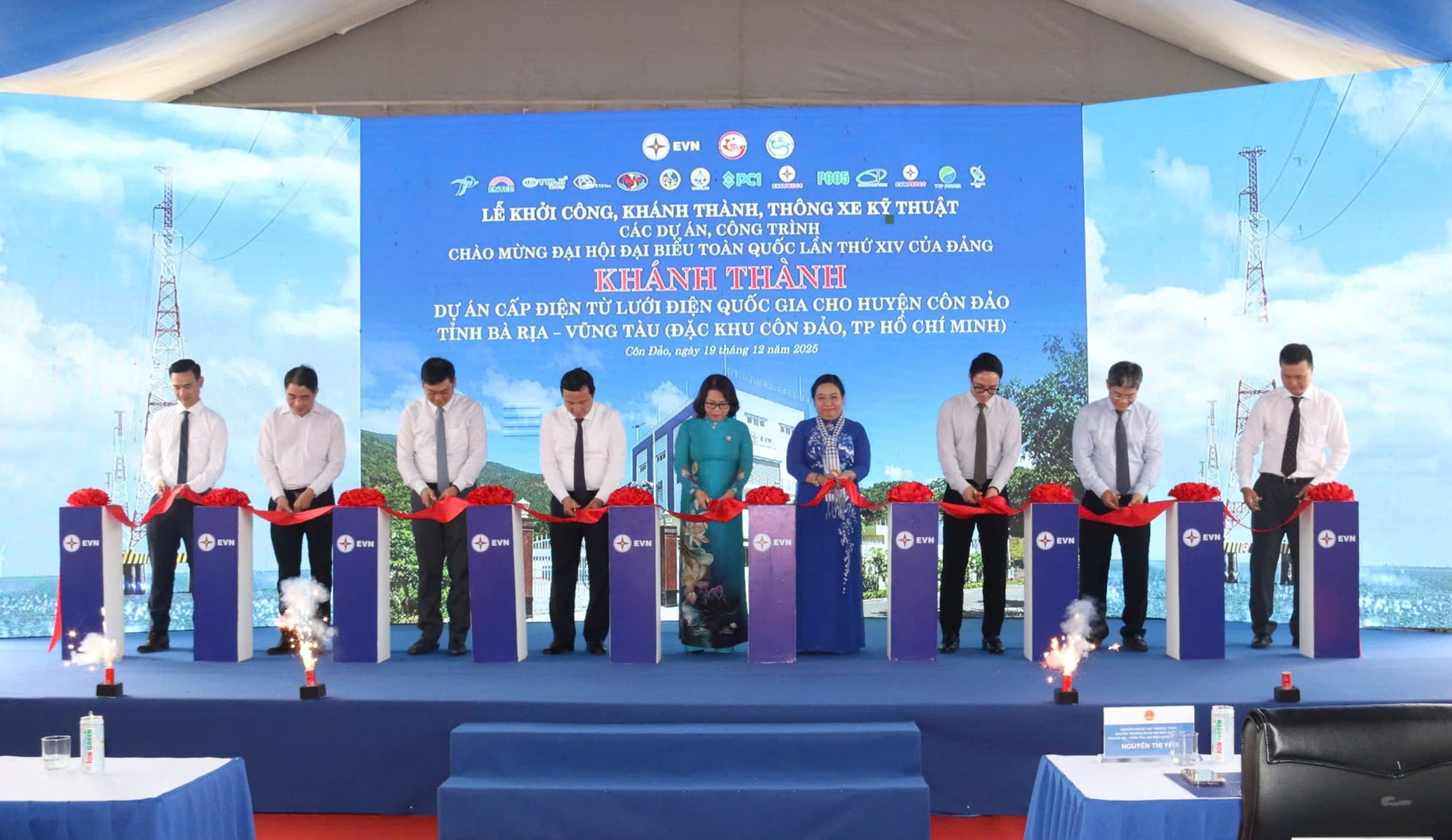 cat-bang-khanh-thanh-du-an-cap-dien-tu-dien-luoi-quoc-gia-cho-huyen-con-dao.jpg