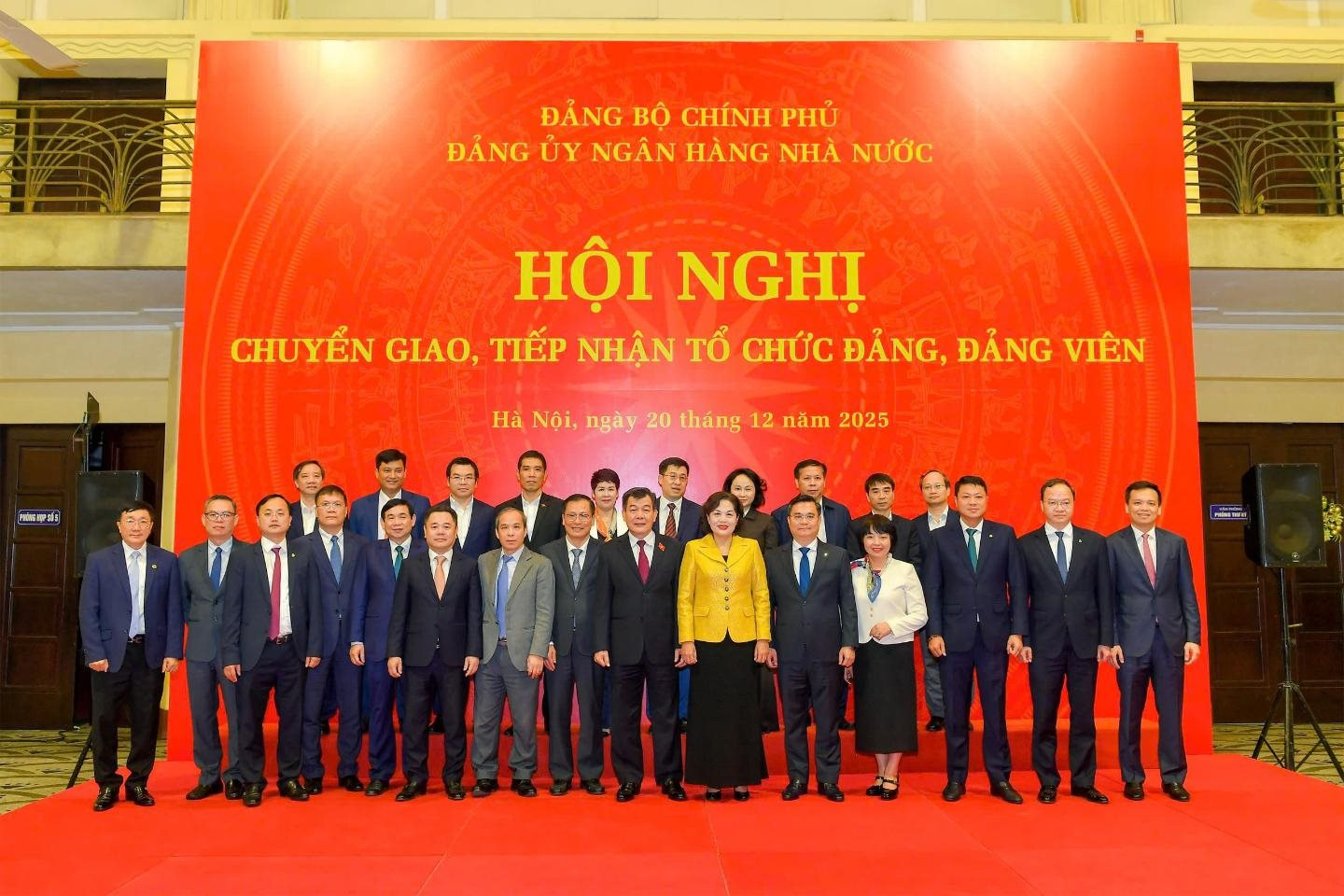 tiep-nhan.jpg