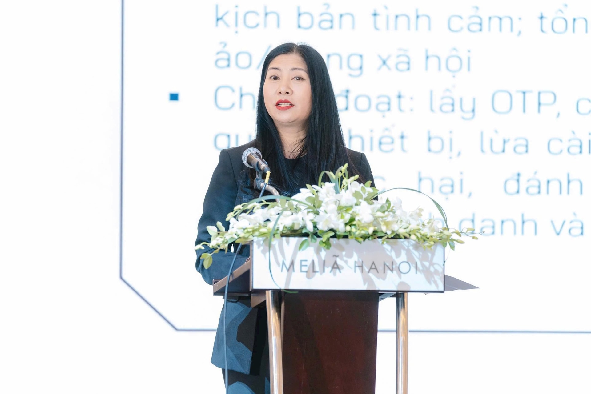 ba-phan-thi-kim-dung-pho-truong-phong-1-cuc-an-ninh-mang-va-phong-chong-toi-pham-su-dung-cong-nghe-cao.jpg
