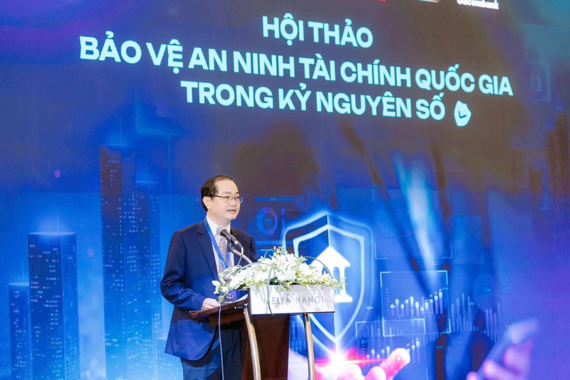 ong-phan-thai-dung-pho-cuc-truong-cuc-cong-nghe-thong-tin-ngan-hang-nha-nuoc-viet-nam-chia-se-tai-hoi-thao..jpg