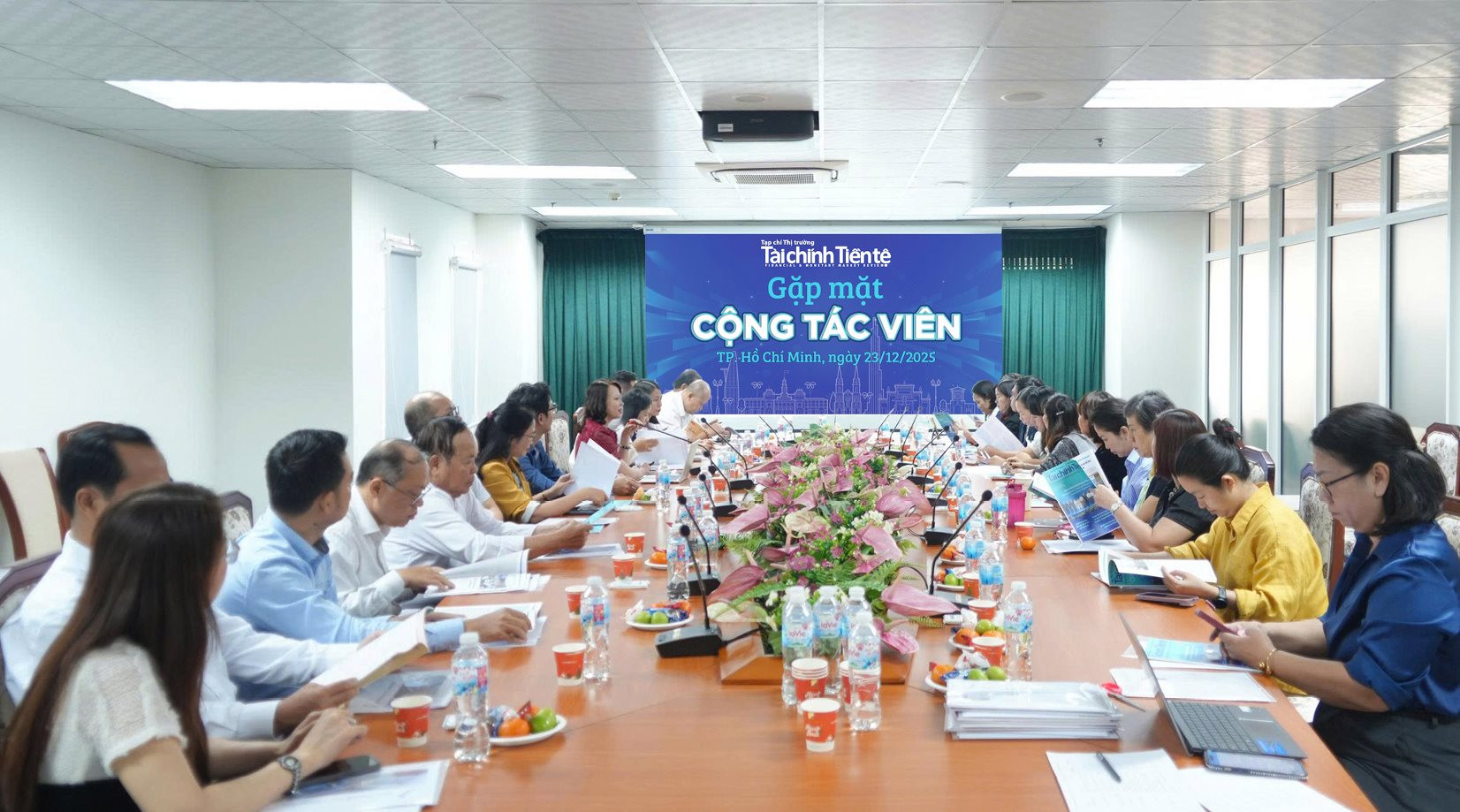 toan-canh-1.jpg