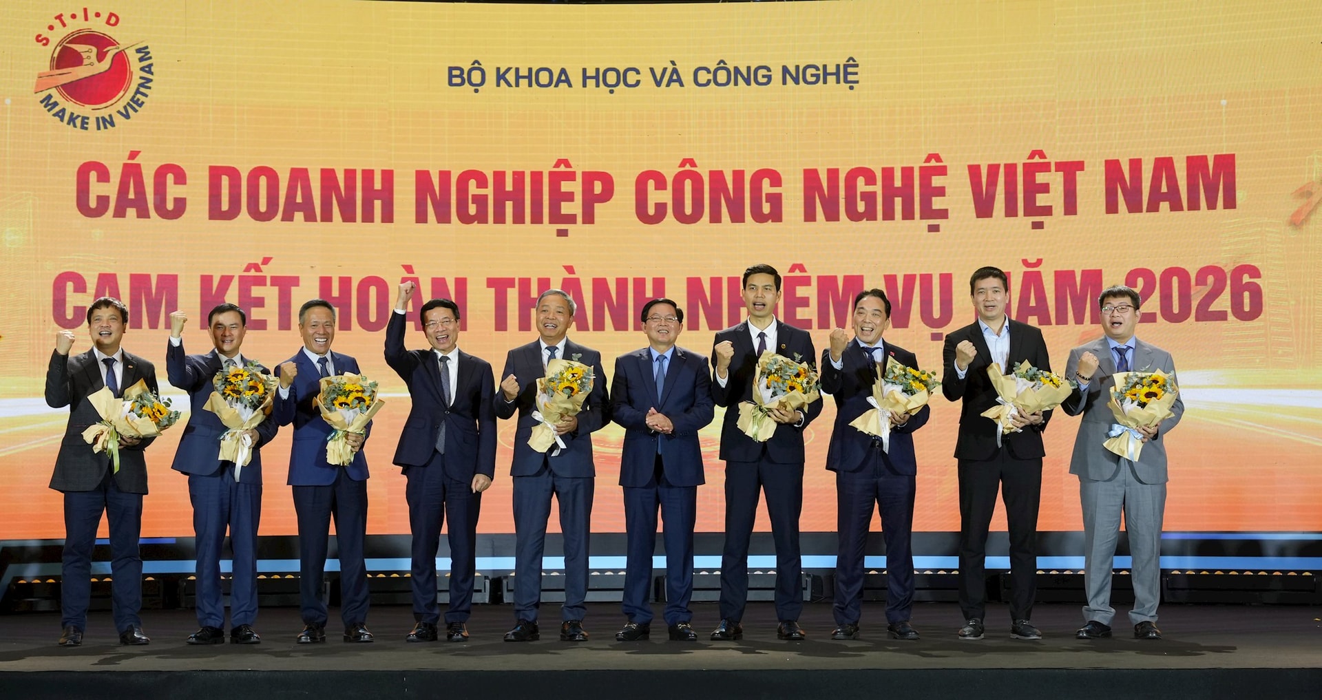ong-phan-duc-trung-nhan-nhiem-vu.jpg