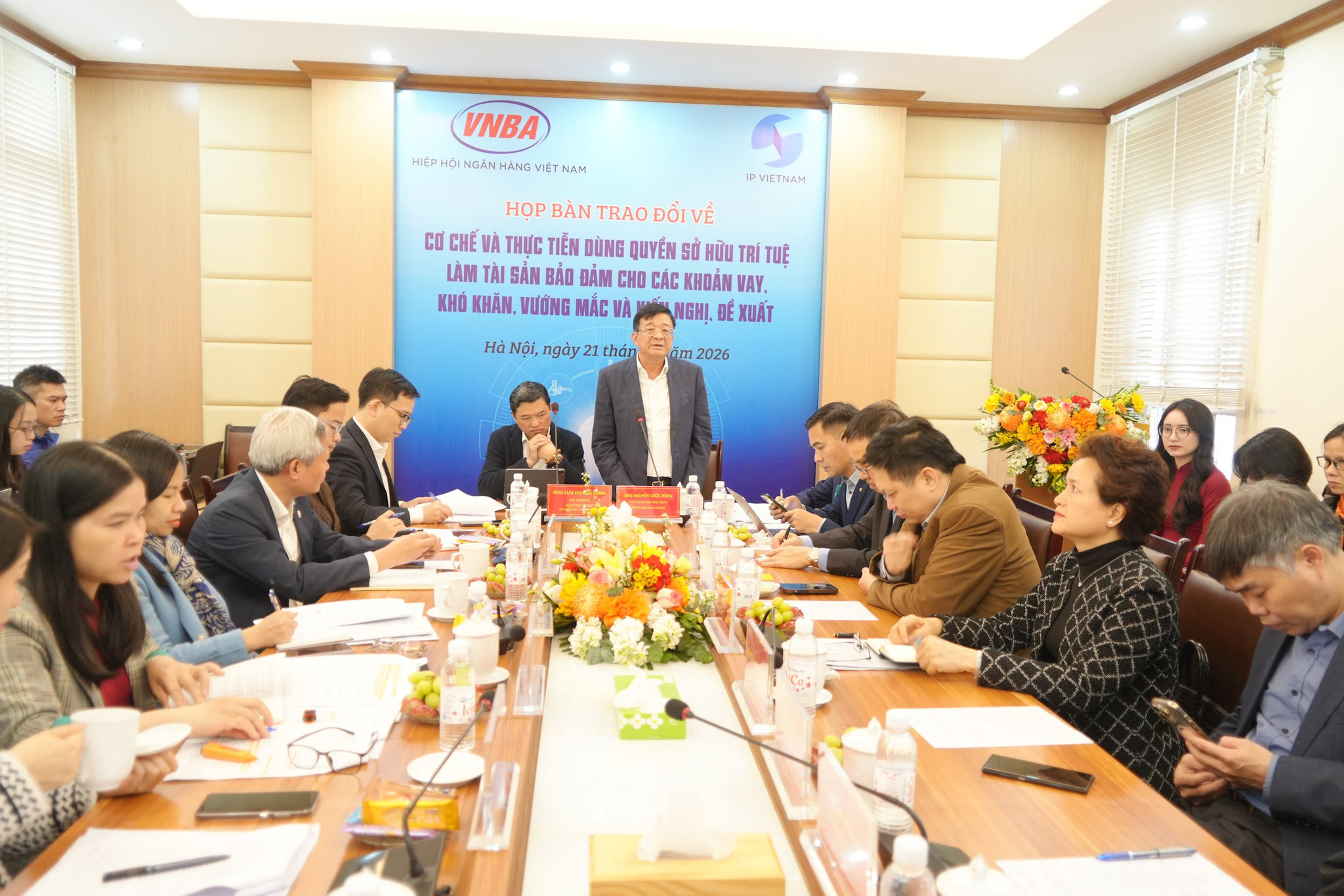 toan-canh-2.jpg